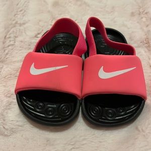 Like new Nike Kawa pink slides for baby